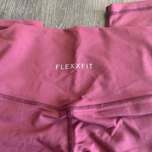Flexxfit luxe leggings burgandy